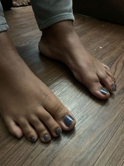 black milf feet|Ebony Milf Feet Porn Videos 